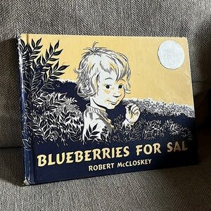 Vintage Blueberries 🫐 For Sal book by Robert McCloskey